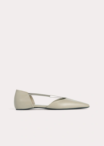 Totême The T-strap Flat Clay In Clay