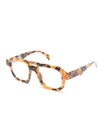Shop Kuboraum D-frame Tortoiseshell-effect Glasses In 褐色