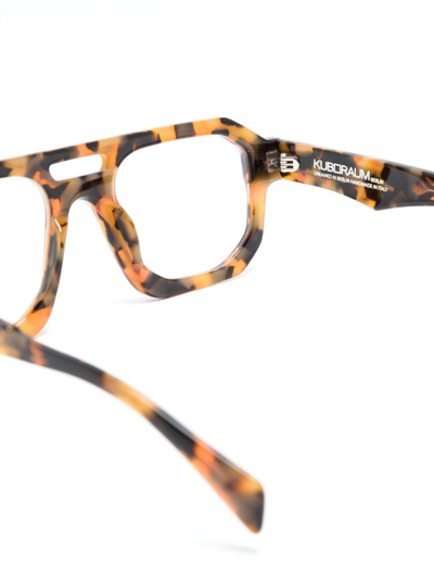 Shop Kuboraum D-frame Tortoiseshell-effect Glasses In 褐色