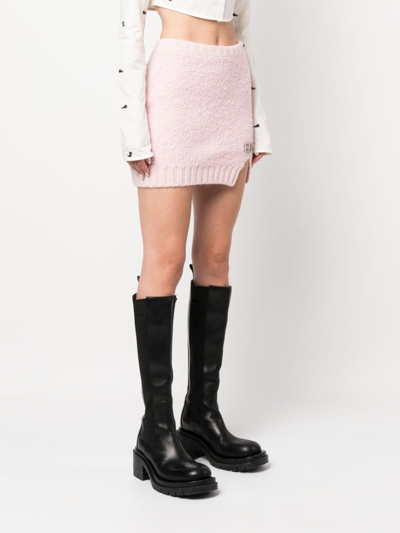 Shop Gcds Hairy Logo-plaque Miniskirt In Rosa