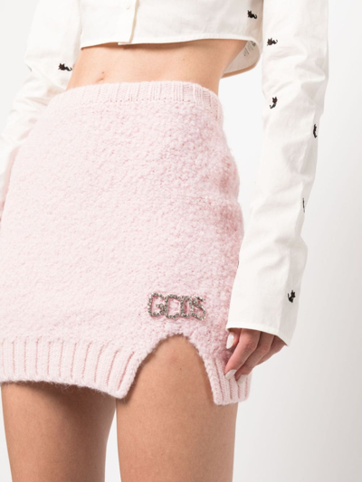 Gcds Hairy Logo-plaque Miniskirt In Rosa