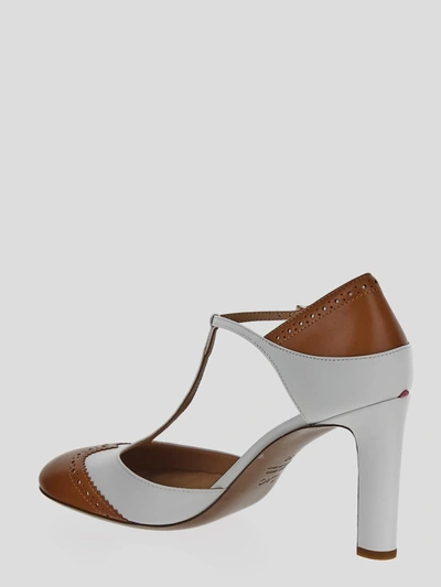 Shop Relac With Heel In <p>  Sandal In White And Tanleather With Closed Round Toe