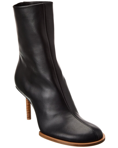 Shop Jacquemus Les Bottines Rond Carre Leather Ankle Boot In Black