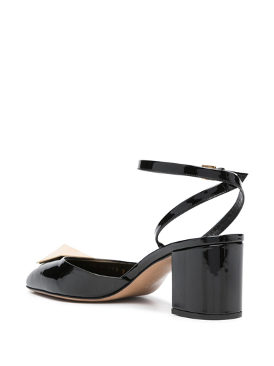 Valentino One Stud Leather Pumps In Schwarz