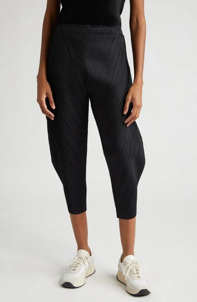 Shop Issey Miyake Thicker Bottoms 1 Pleated High Waist Crop Pants In Black