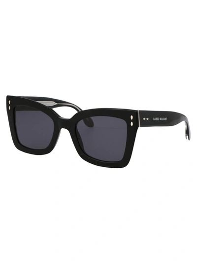 Shop Isabel Marant Sunglasses In 807ir Black