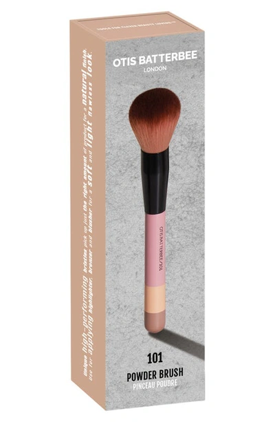 Shop Otis Batterbee 101 Powder Brush In Pink