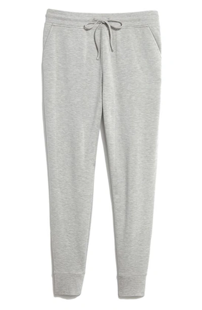 Vineyard Vines Dreamcloth Joggers In Light Gray Heather