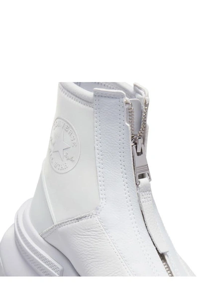 Shop Converse Run Star Platform Chelsea Boot In Moonbathe/ White/ Moonbathe