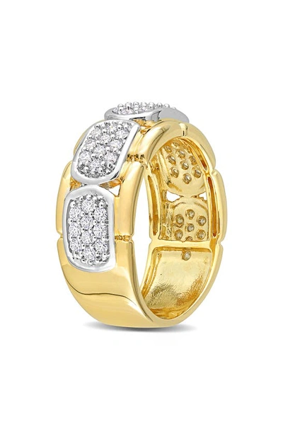 Delmar Moissanite Station Ring In Gold
