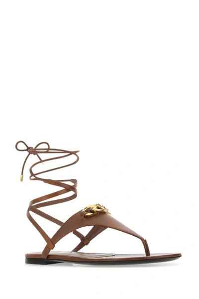 Shop Valentino Garavani Woman Brown Leather Vlogo Chain Thong Sandals
