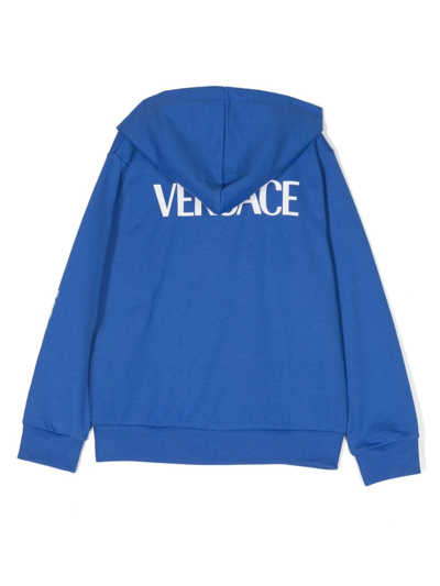 Shop Versace La Greca-print Zip-up Hoodie In Blau