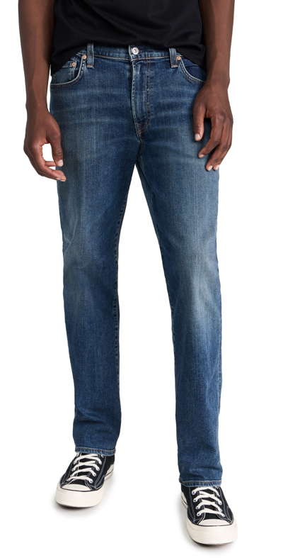 Shop Citizens Of Humanity The Elijah Relaxed Straight Jeans Sky Fall