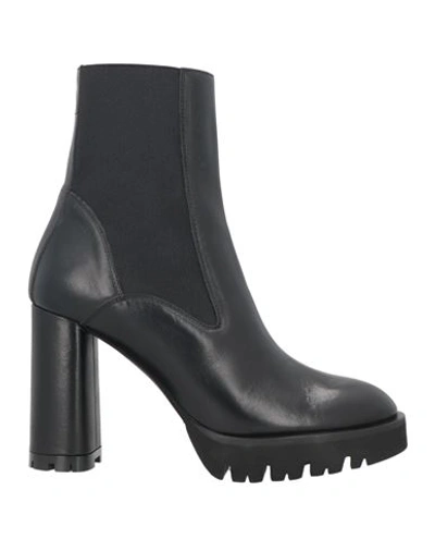 Atp Atelier Black Caio 100 Platform Leather Ankle Boots In Black