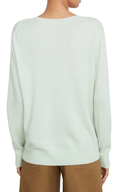 Shop Vince Weekend V-neck Cashmere Sweater In Verdite