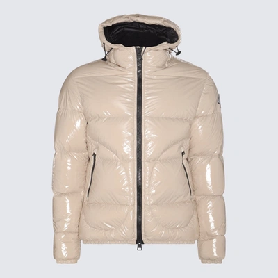Herno Logo Patch Zip-up Padded Jacket In Beige