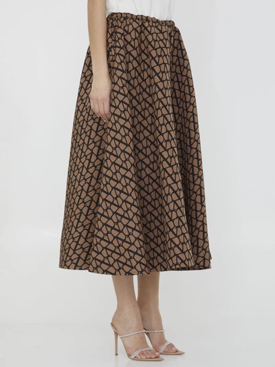 Shop Valentino Toile Iconographe Skirt In Brown/black