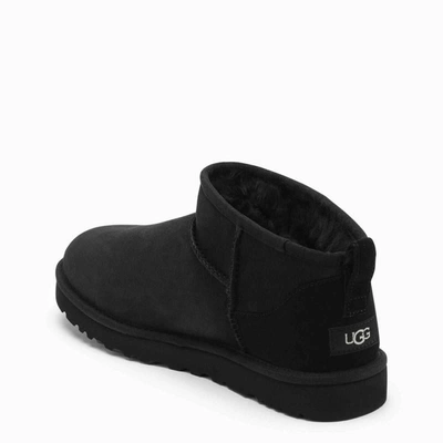 Ugg Mens Classic Ultra Mini Shearling-lined Suede Ankle Boots Black Eur 41 / 7 Uk In Black