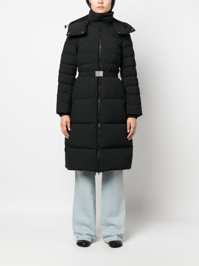 Burberry Burniston Belted Horizontal Puffer Jacket In Schwarz