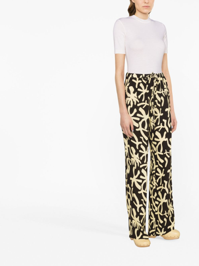 Nanushka Weite Hose Mit Abstraktem Print In Black