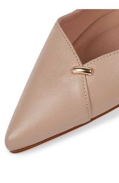 Lk Bennett Womens Nat-fawn Cally Gold-tone Hardware-embellished Leather Flats In Fawn