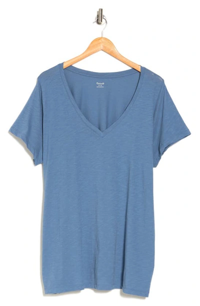 Shop Madewell Whisper Cotton V-neck T-shirt In Distant Ocean