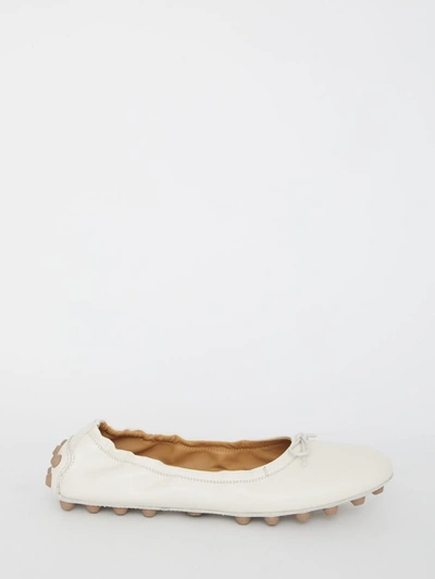 Shop Tod's Des Gommini 76k Ballerinas