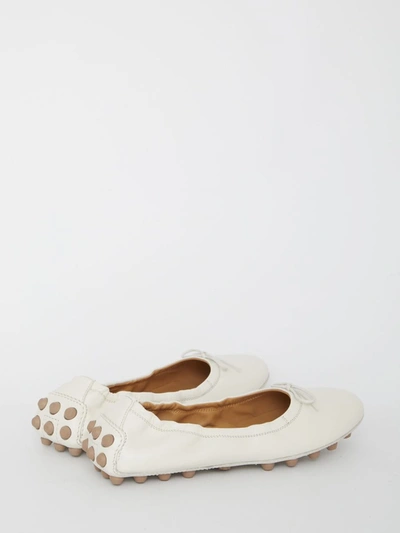 Shop Tod's Des Gommini 76k Ballerinas