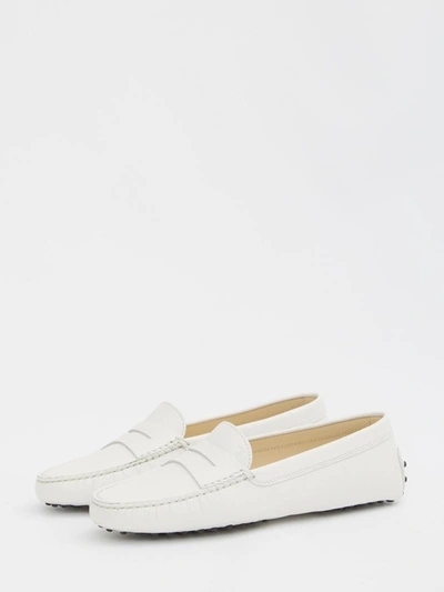 Shop Tod's Gommino Leather Loafers In Cream