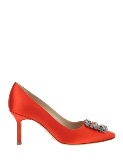 Manolo Blahnik Hangisi 90 Crystal Embellished Satin Pumps In Red