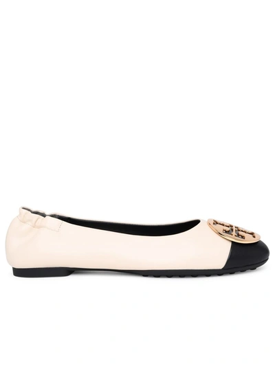 Shop Tory Burch Claire Two-color Leather Ballet Flats In Beige