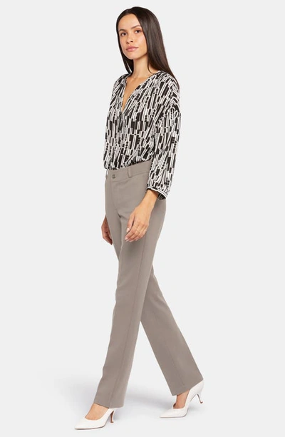Nydj Sculpt-her™ Classic Trousers In Saddlewood