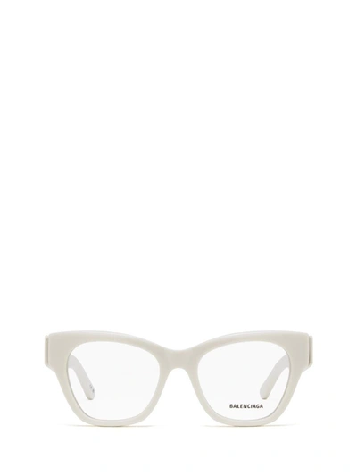 Shop Balenciaga Eyeglasses In White