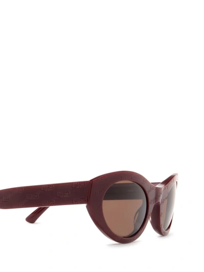 Shop Balenciaga Sunglasses In Burgundy