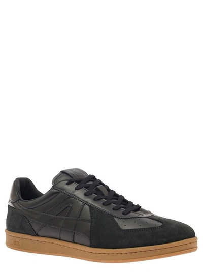 Shop Ami Alexandre Mattiussi Black Low-top Sneakers With Suede Inserts And Contrasting Sole In Leather Man