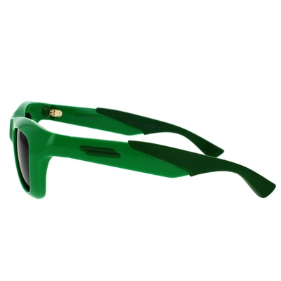 Shop Bottega Veneta Sunglasses In Green