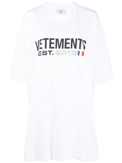 Vetements Flag Logo Cotton Oversized T-shirt In White