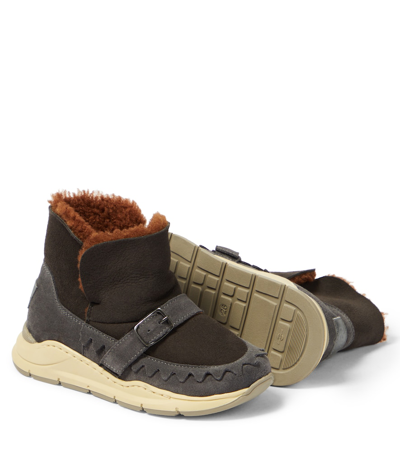 Pèpè Shearling-lined Suede Boots In Grey