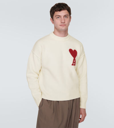 Ami Alexandre Mattiussi Ami Paris Ami Heart Design Wool Sweater In Intarsia Knit In White