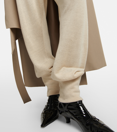 The Row Dalbero Linen And Silk-blend Tapered Pants In Beige