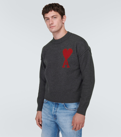 Ami Alexandre Mattiussi Crew Neck Long Sleeve Sweater With Ribbed Edges In Grey