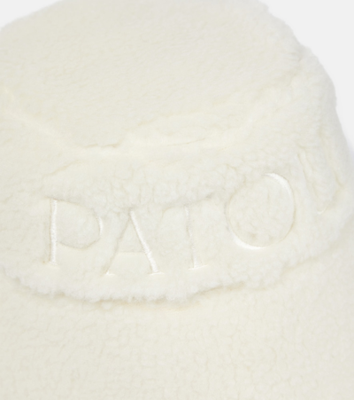 Patou Logo Faux-shearling Bucket Hat In White