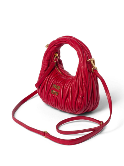 Miu Miu Wander Zipper Crossbody Bag In Rot