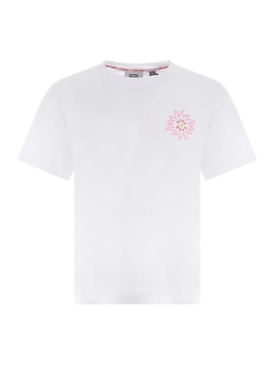 Shop Gcds T-shirt  "wirdo" In White