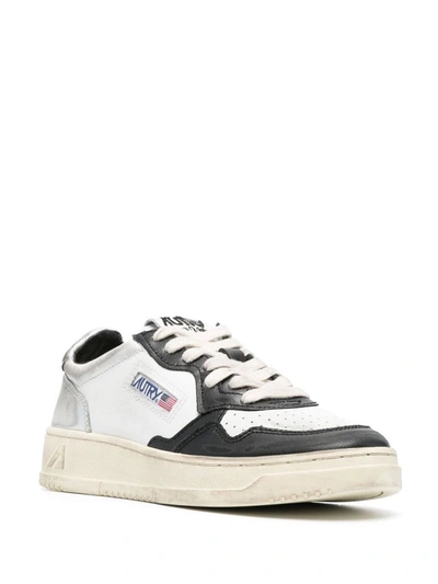 Shop Autry Super Vintage Low Leather Sneakers In Silver