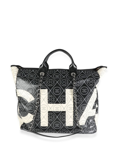 Pre-owned Chanel 2018 Camellia Logo-print Tote Bag In Black