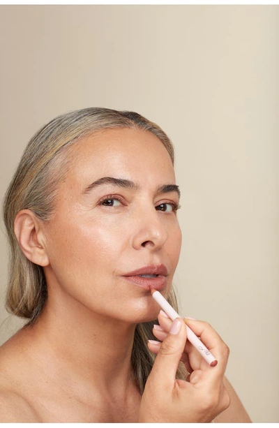 Monika Blunder Hot Line Lip Liner In Renae