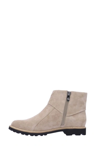 L'amour Des Pieds Romila Bootie In Taupe