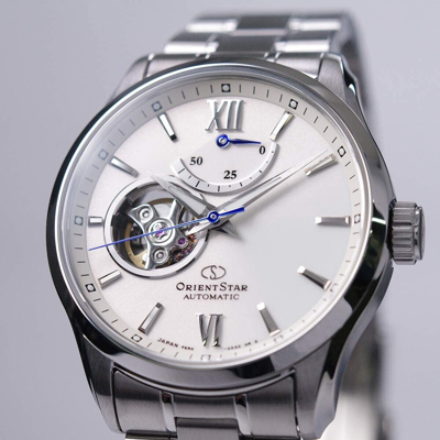 Pre-owned Orient Automatic Self-winding Wristwatch For Men - Re-at0003s00b