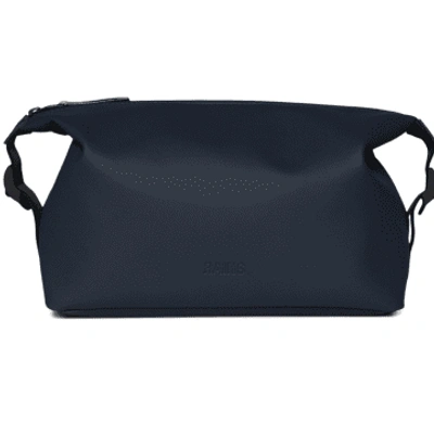 Shop Rains Navy Hilo Wash Bag 15630 In Blue